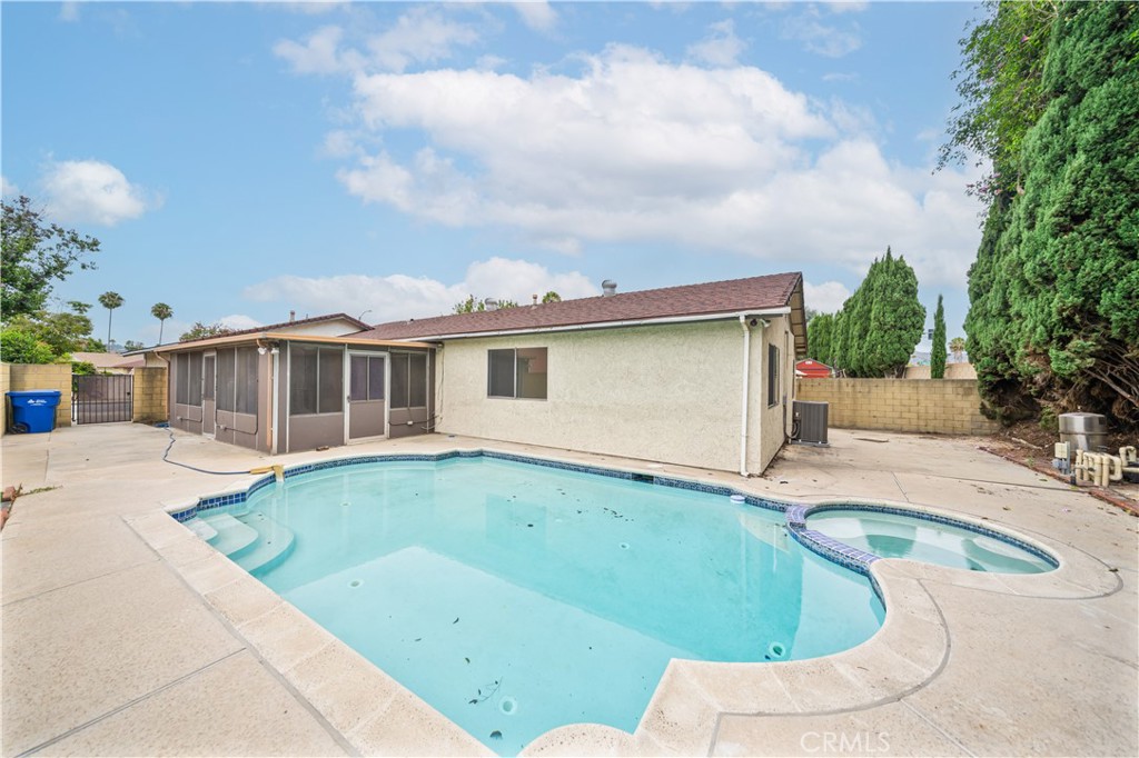 1363 Custoza Avenue Property Photo 35