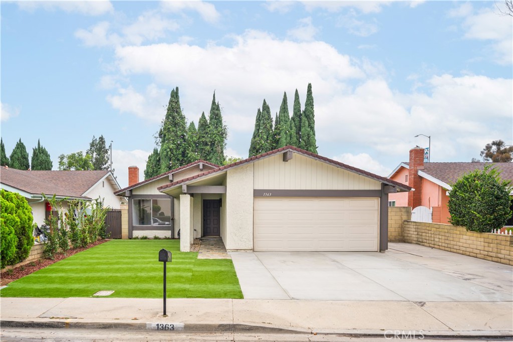 1363 Custoza Avenue Property Photo 42