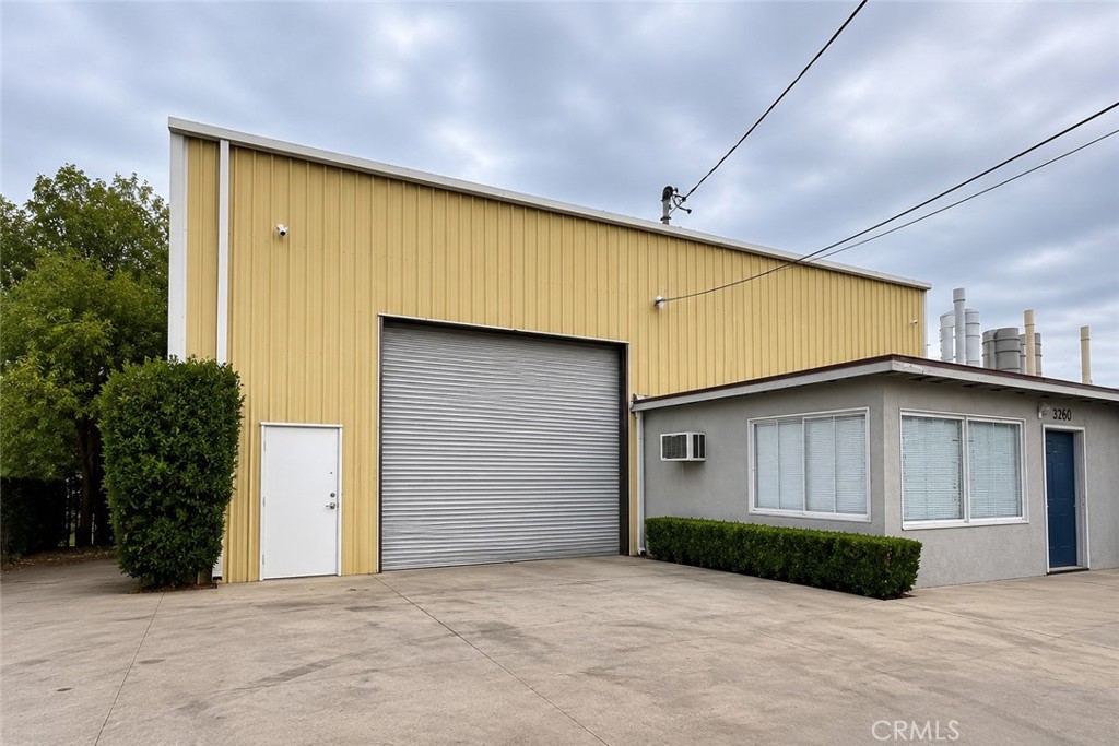 3260 Gilman Property Photo 1