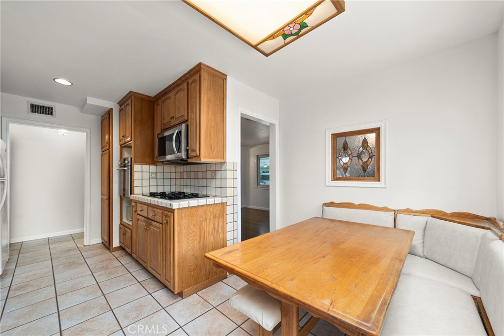 333 W Newburgh Street Property Photo 11