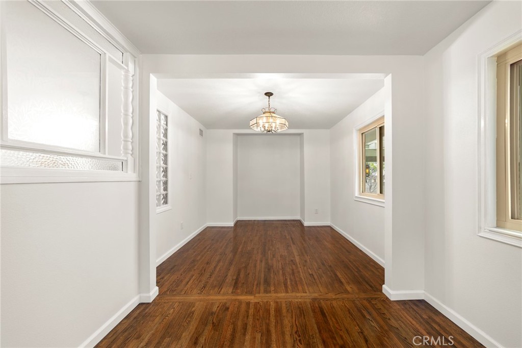 333 W Newburgh Street Property Photo 15