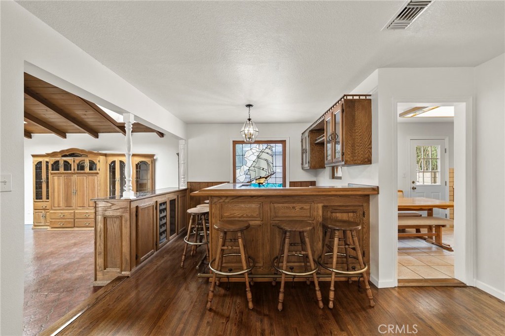 333 W Newburgh Street Property Photo 16