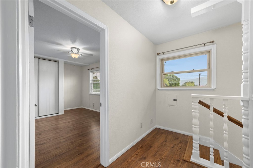 333 W Newburgh Street Property Photo 31