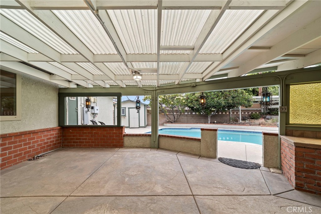 333 W Newburgh Street Property Photo 42