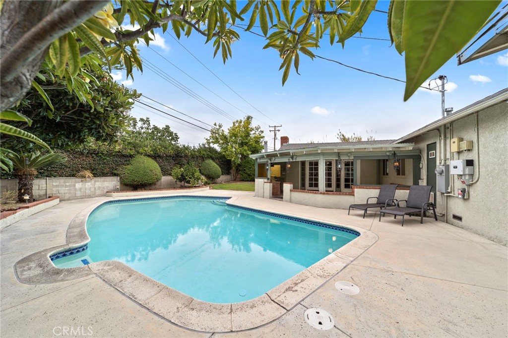 333 W Newburgh Street Property Photo 49