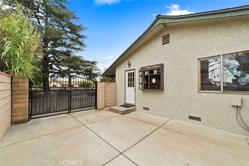 333 W Newburgh Street Property Photo 55