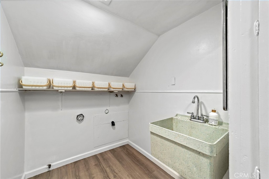 333 W Newburgh Street Property Photo 60