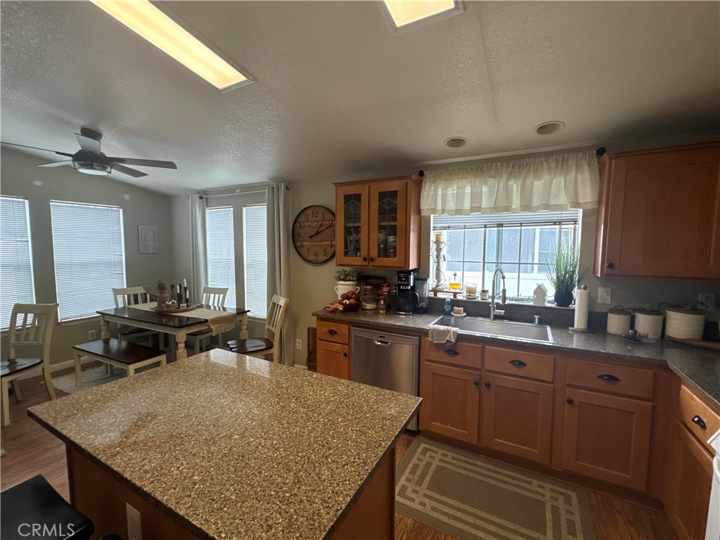 20701 Beach Blvd 147 Property Photo 8