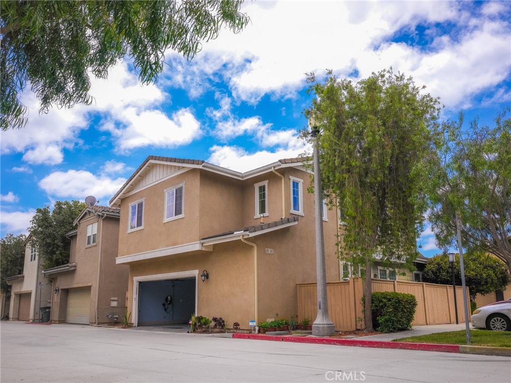 588 Athena Property Photo 2
