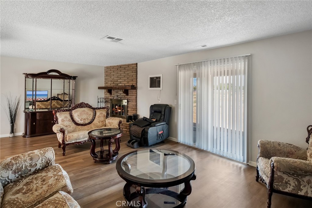 15420 Apache Property Photo 4