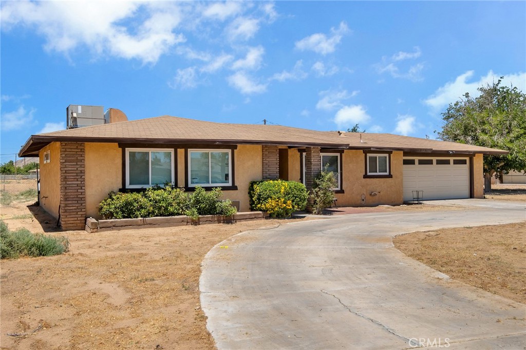15420 Apache Property Photo 19