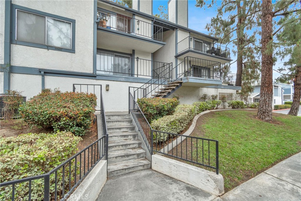 1704 Bridgeport Property Photo 3