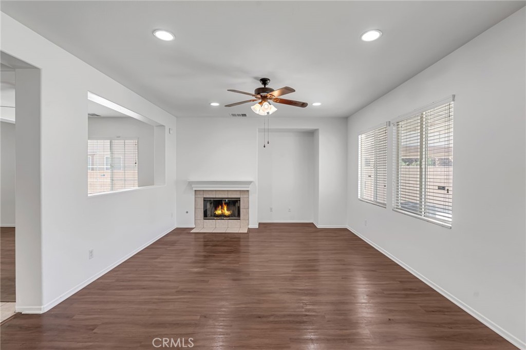 4731 W Avenue J4 Property Photo 8