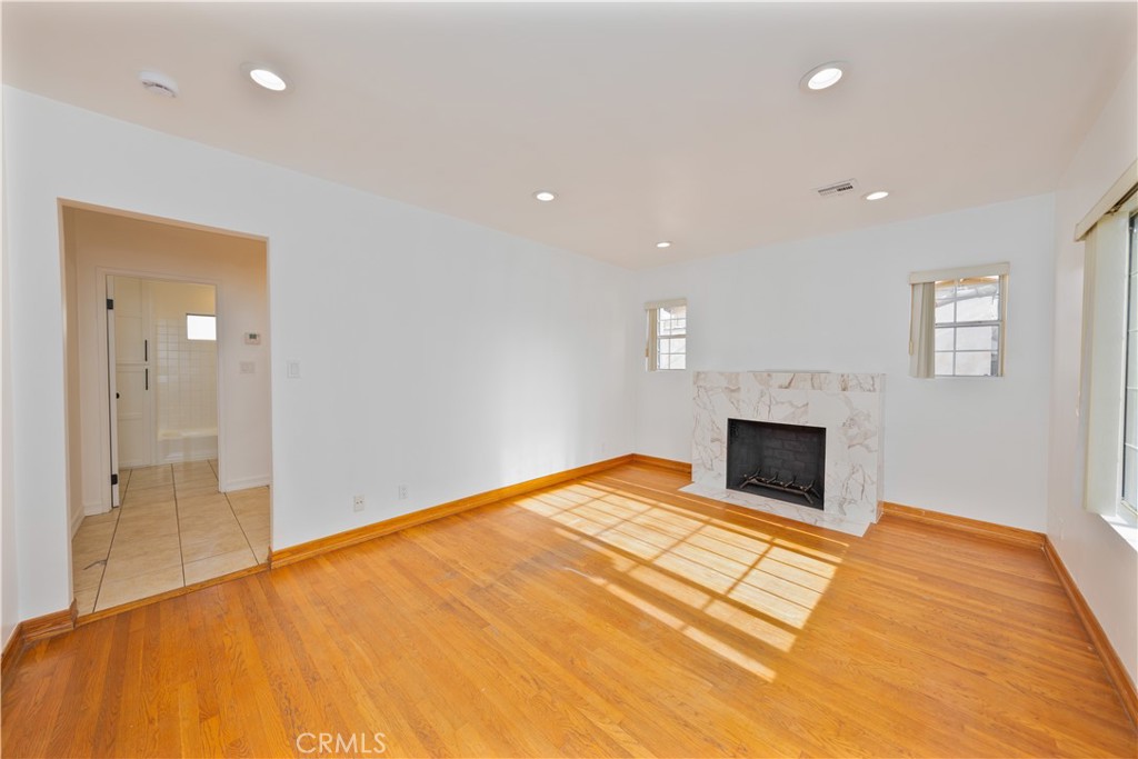 1156 Concord Street Property Photo 6