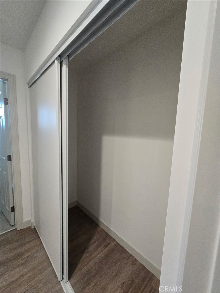 422 Devener Street C Property Photo 8