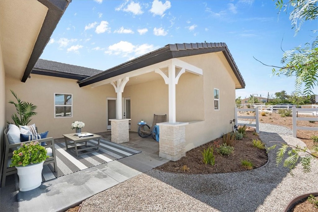 10830 Emerson Road Property Photo 6