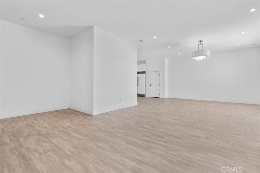 10830 Emerson Road Property Photo 12