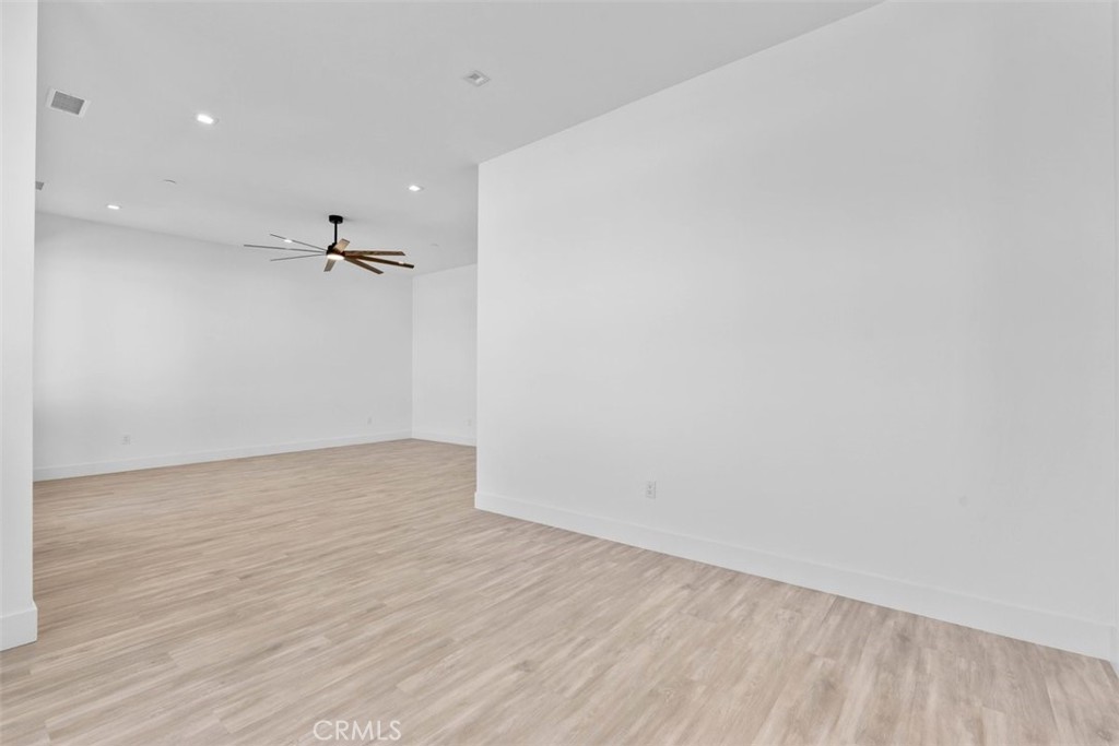 10830 Emerson Road Property Photo 15