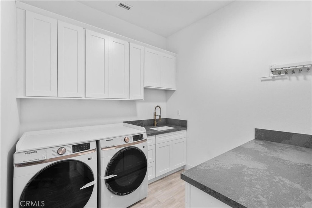 10830 Emerson Road Property Photo 28