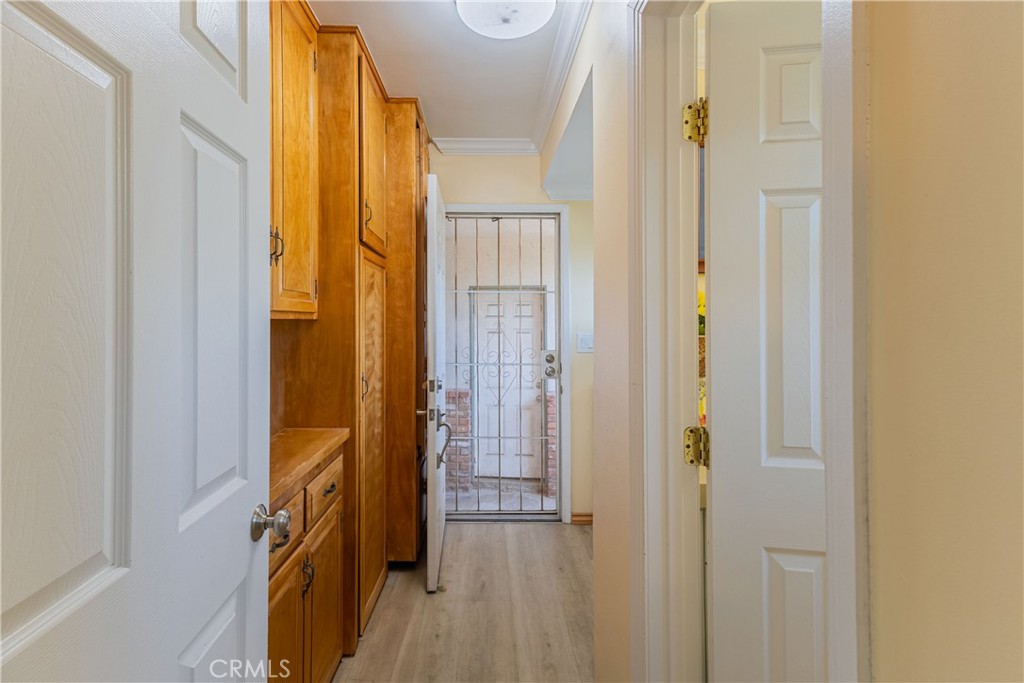 1343 E Maplegrove Street Property Photo 21