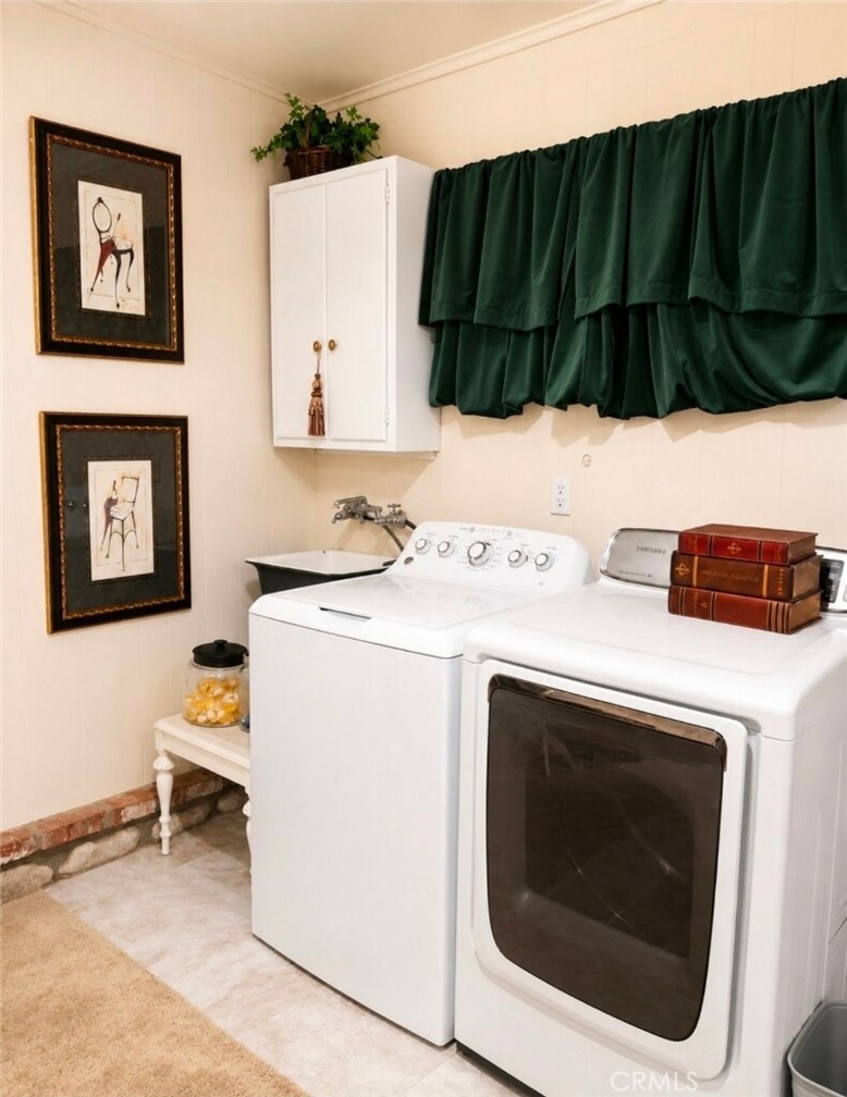 328 Grenfall Property Photo 12