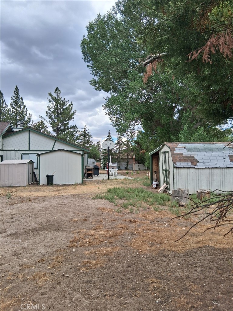 328 Grenfall Property Photo 14