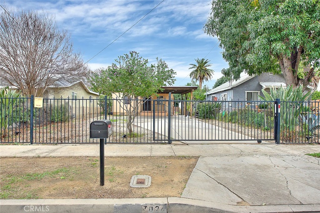 7024 Eton Property Photo 1