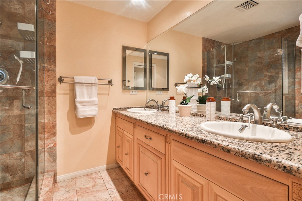 843 N Entrada Property Photo 48