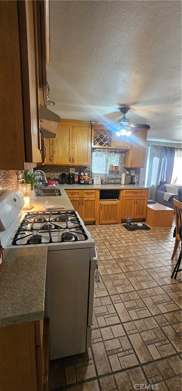 6219 Lanto Property Photo 20