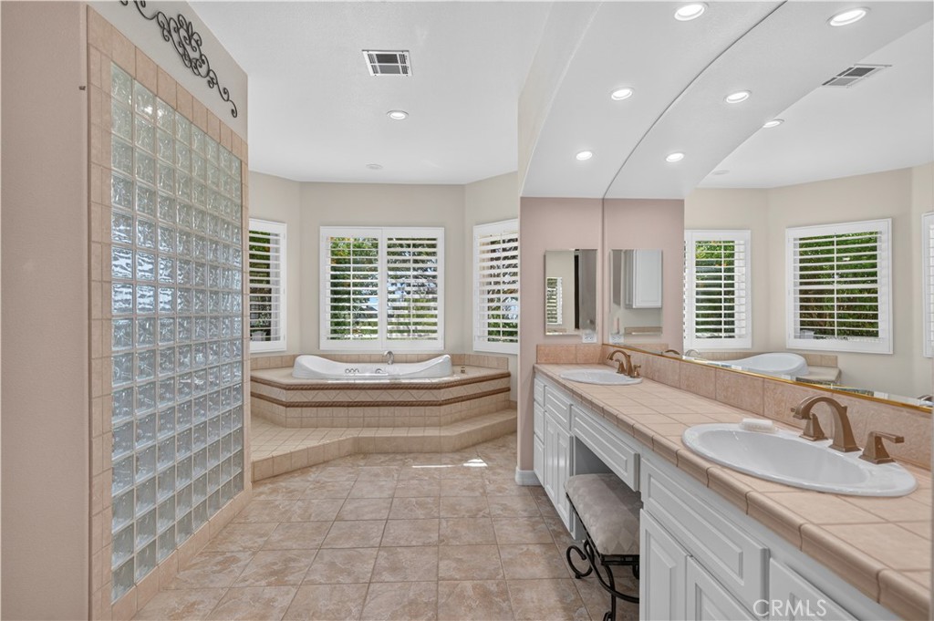 21100 Paseo Montana Property Photo 26