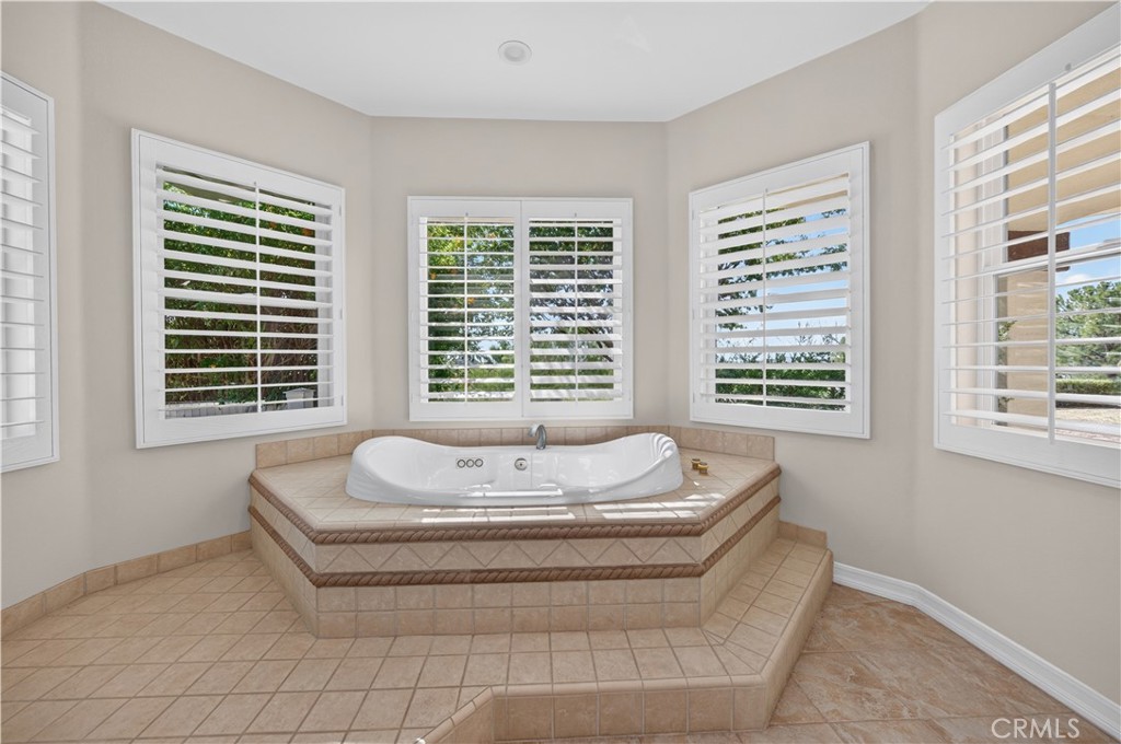 21100 Paseo Montana Property Photo 27