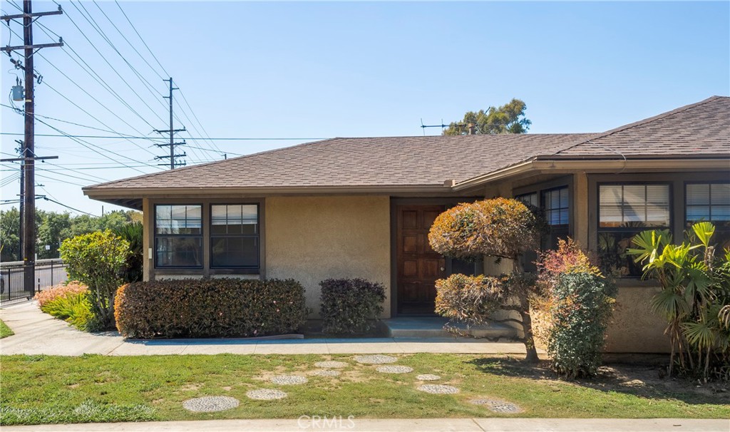 8331 Grand Avenue Property Photo 3