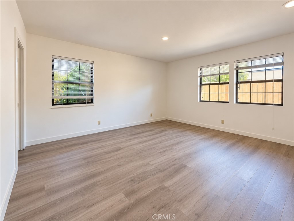 8331 Grand Avenue Property Photo 17