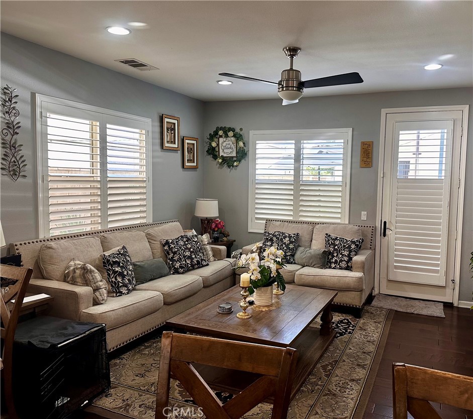 21881 Propello Property Photo 4
