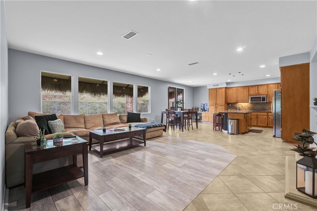 27126 Coral Bells Way Property Photo 10