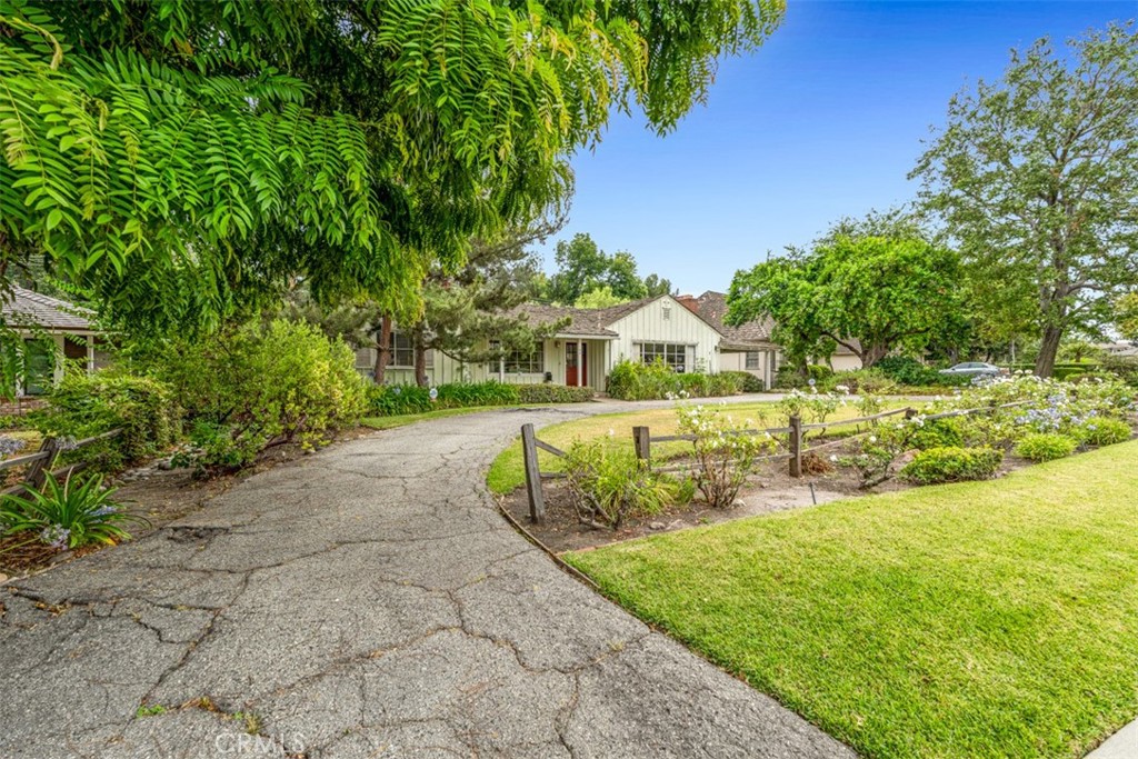 46 N Golden West Property Photo 3