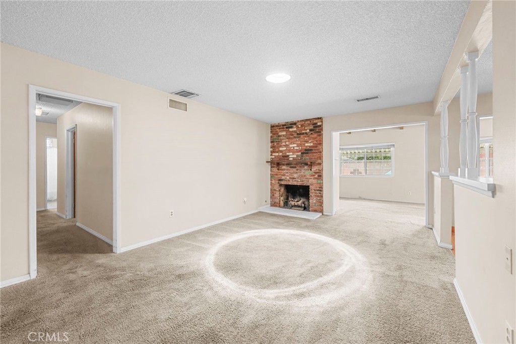 1676 E Wingate Street Property Photo 15