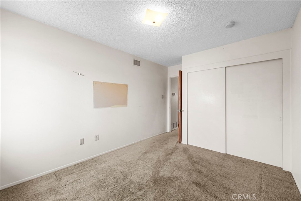 1676 E Wingate Street Property Photo 29