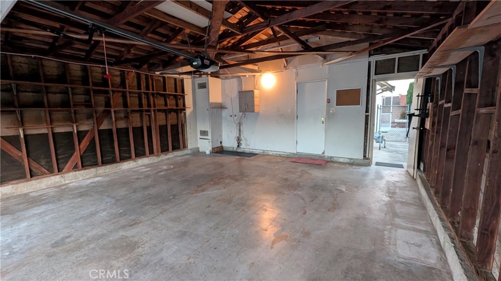 1676 E Wingate Street Property Photo 41