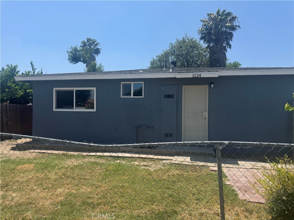 1124 Ramona Avenue Property Photo 1