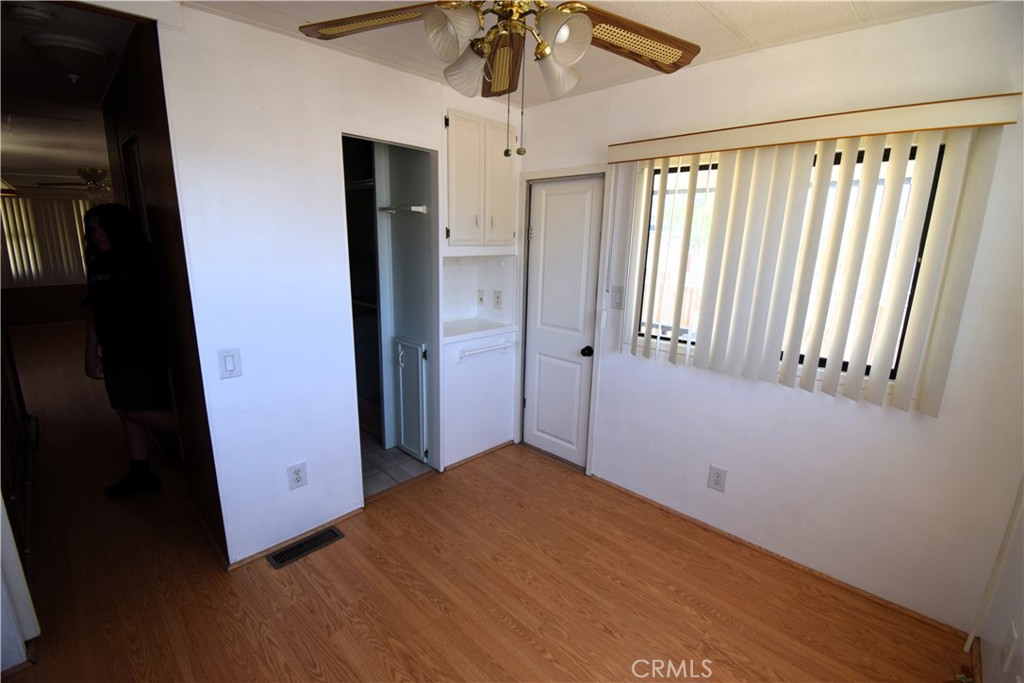 11250 Barstow Road 18 Property Photo 9