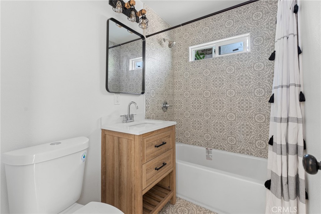 24511 4th Property Photo 15