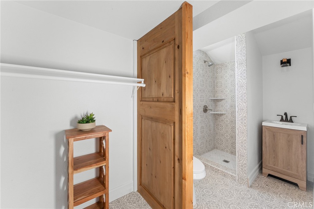 24511 4th Property Photo 19