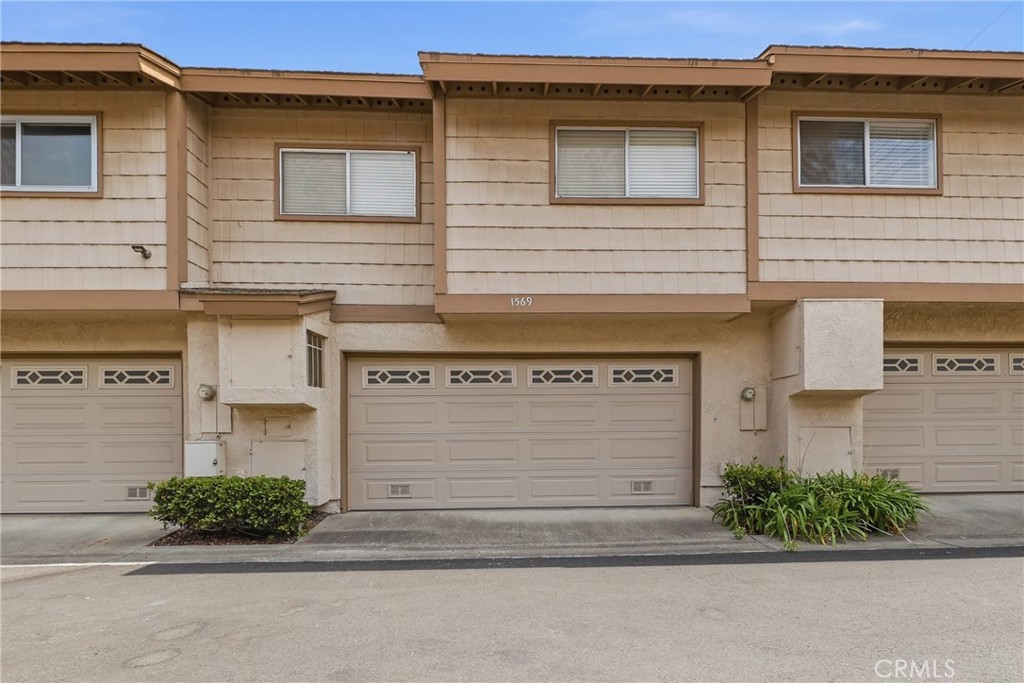 1569 Avenida Selva 201 Property Photo 4