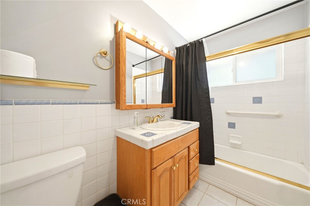 19913 E Rambling Road Property Photo 13