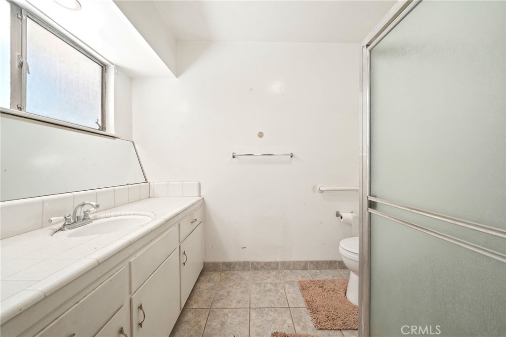 19913 E Rambling Road Property Photo 15