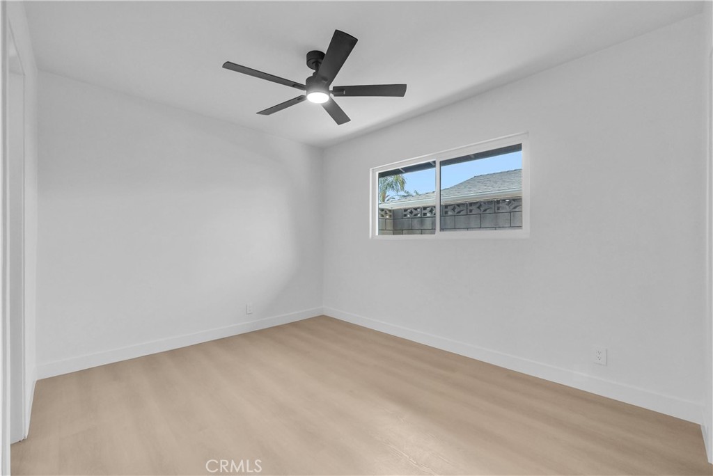 9900 Niagara Property Photo 26