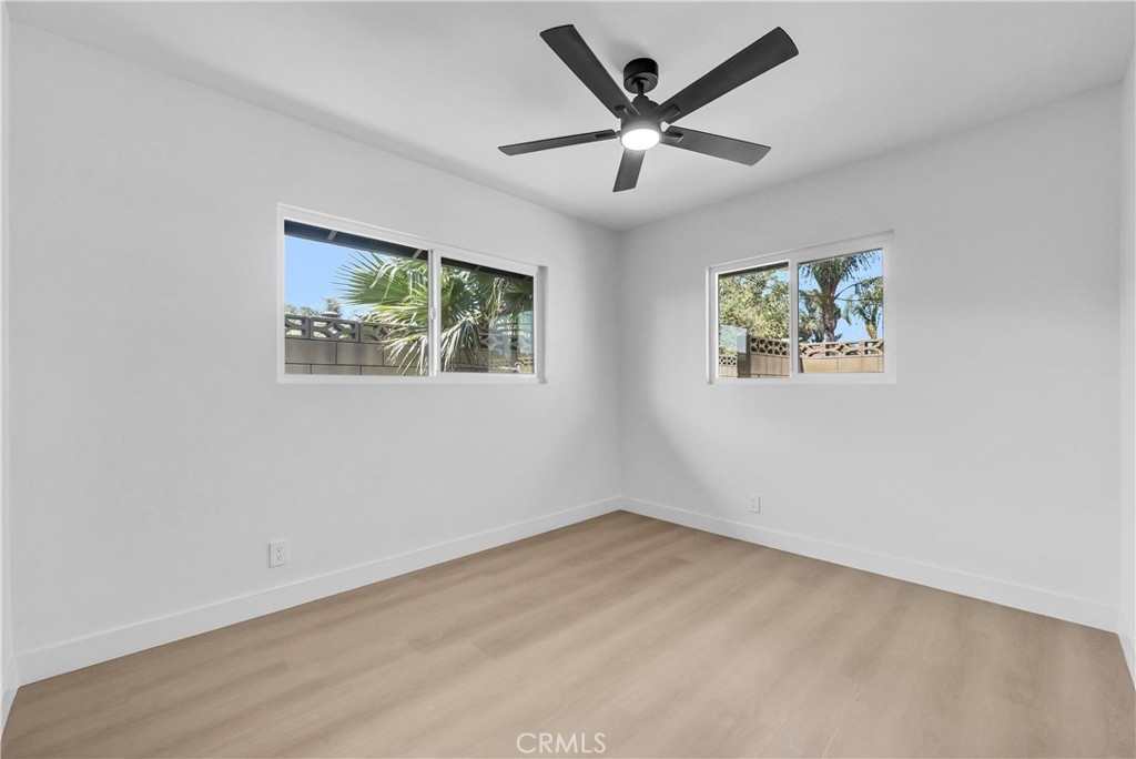 9900 Niagara Property Photo 29