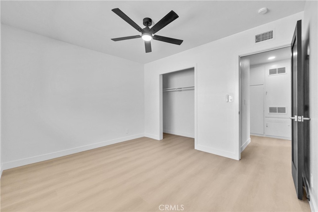 9900 Niagara Property Photo 32