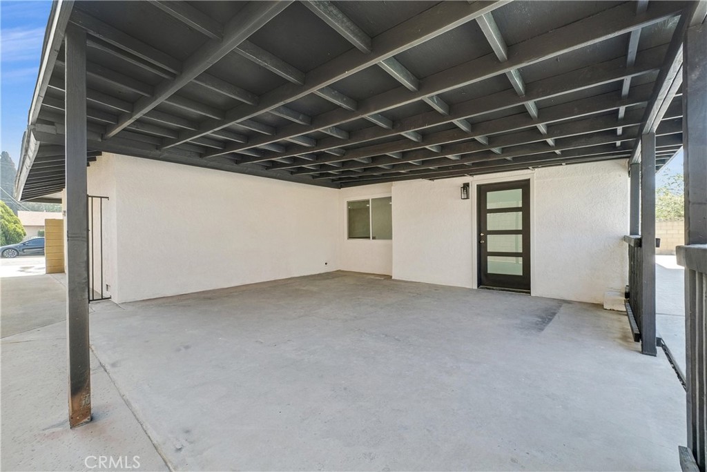 9900 Niagara Property Photo 34